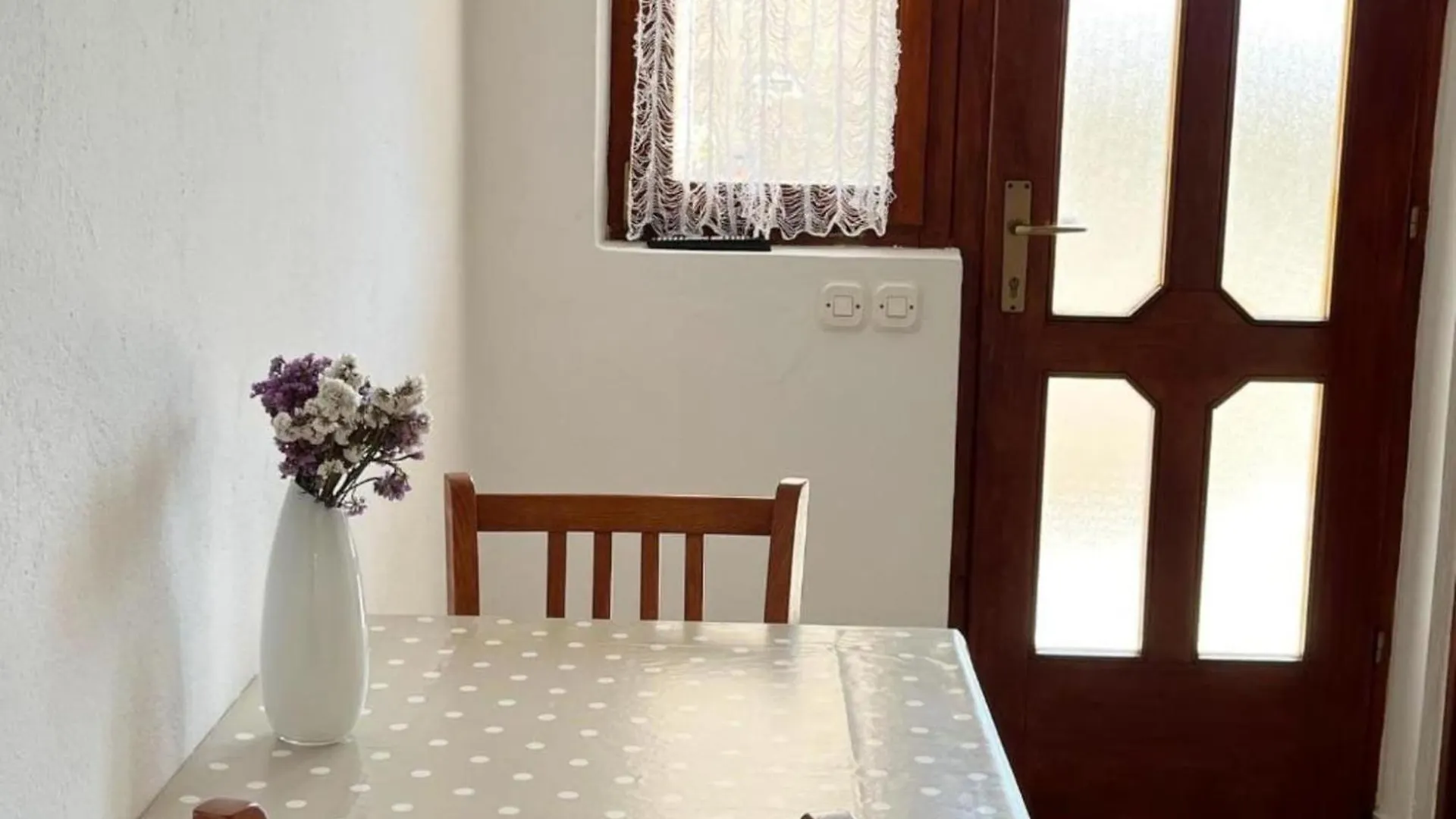 Apartments Fortuna - Studio Apartment With Balcony ビオグラード・ナ・モル